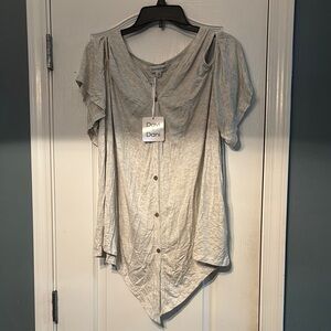 Davi & Dani Gray Button-Down Women's Cold Shoulder Top 1X NWT